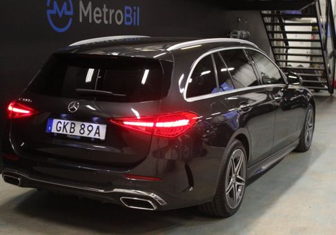 Mercedes-Benz C 300, 2022