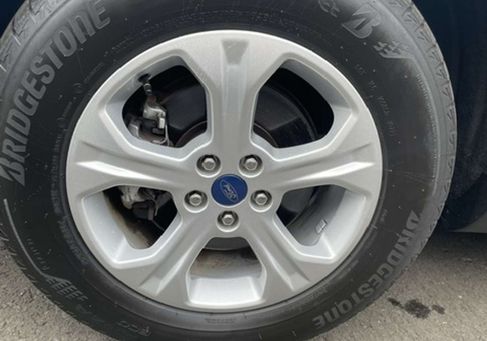 Ford Kuga, 2022