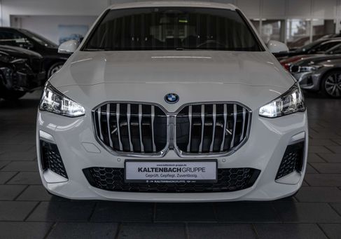 BMW 225, 2022