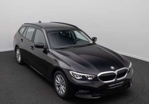 BMW 320, 2022