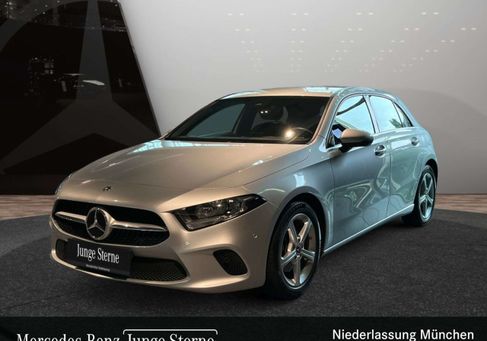 Mercedes-Benz A 200, 2021