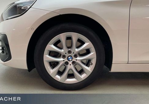 BMW 220, 2020 3