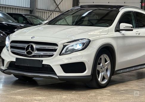 Mercedes-Benz GLA Klasė, 2015