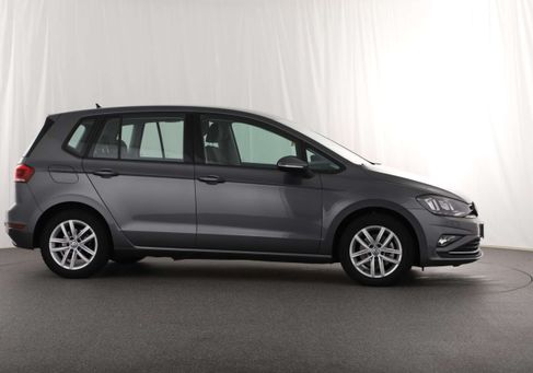Volkswagen Golf Sportsvan, 2019 3