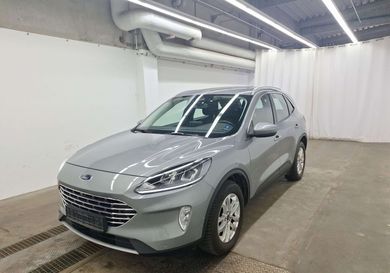 Ford Kuga, 2022