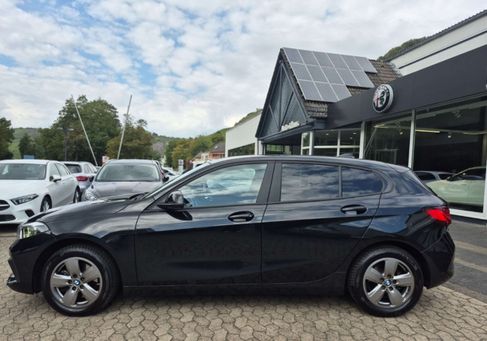BMW 118, 2024 2