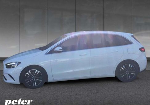 Mercedes-Benz B 200, 2024