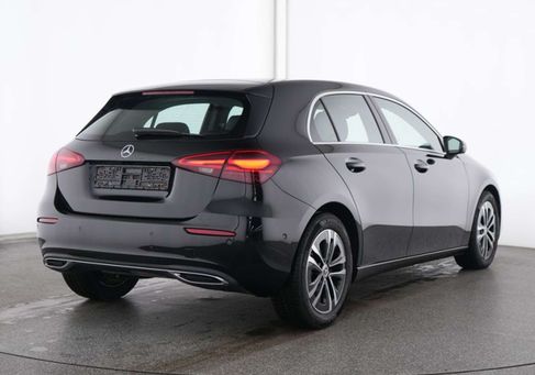 Mercedes-Benz A 180, 2025