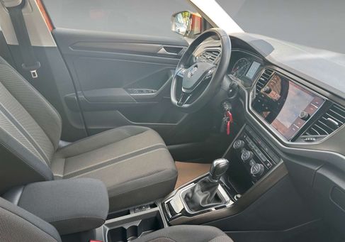 Volkswagen T-Roc, 2019