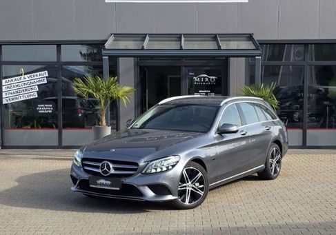 Mercedes-Benz C 300, 2020