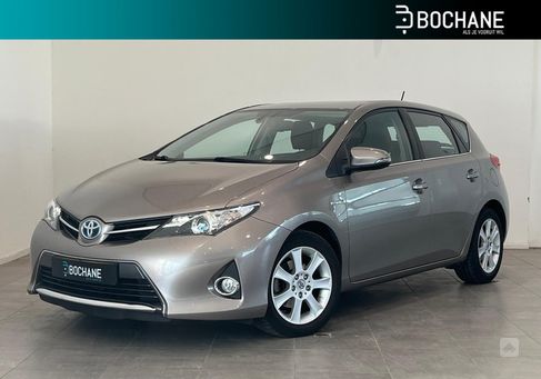 Toyota Auris, 2015