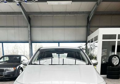 Mercedes-Benz B 180, 2023