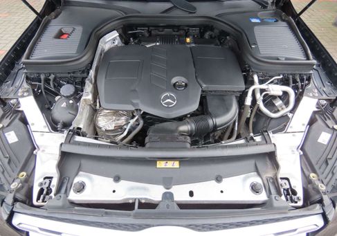 Mercedes-Benz GLC 200, 2022