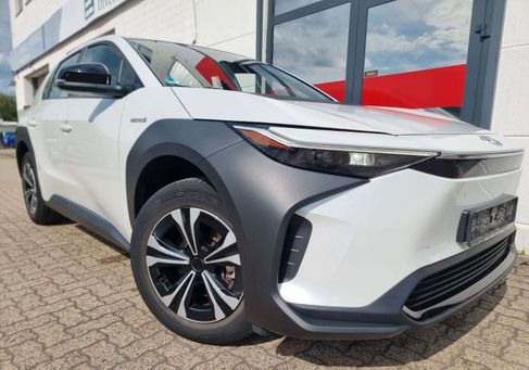 Toyota bZ4X, 2023