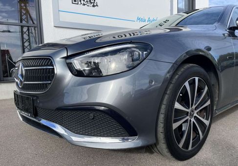 Mercedes-Benz E 300, 2021 3