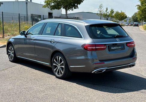 Mercedes-Benz E 300, 2020 3
