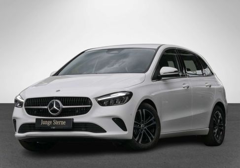 Mercedes-Benz B 180, 2025