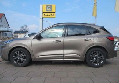 Ford Kuga, 2020