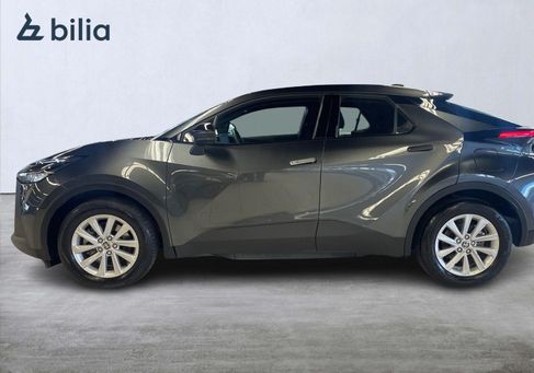 Toyota C-HR, 2025 3