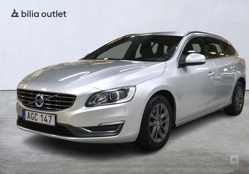 Volvo V60, 2015