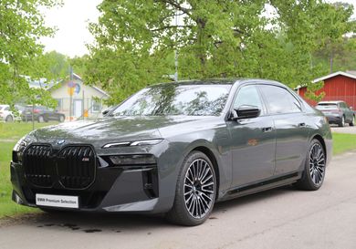 BMW, 2025
