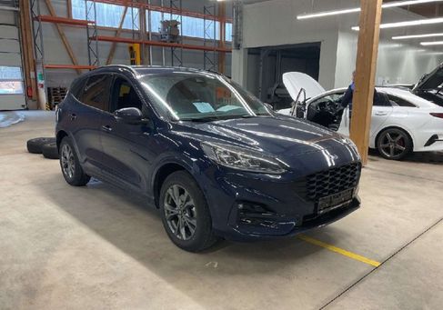 Ford Kuga, 2022