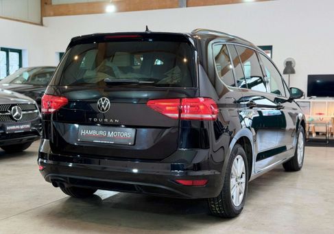 Volkswagen Touran, 2022