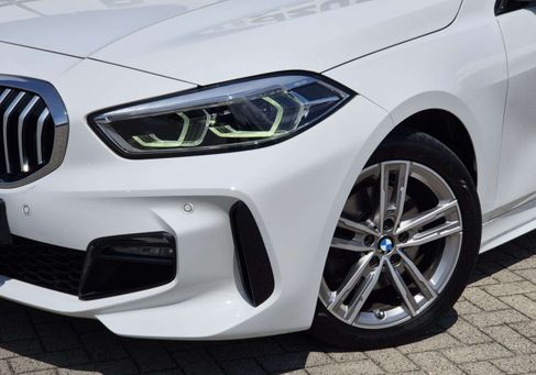 BMW 118, 2020
