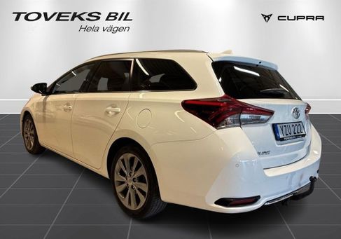 Toyota Auris Touring Sports, 2017