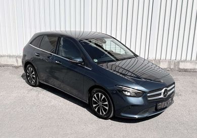 Mercedes-Benz B 200, 2022