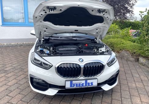 BMW 118, 2021