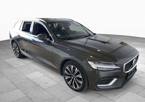 Volvo V60, 2023 2