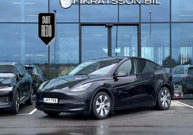 Tesla Model Y, 2023
