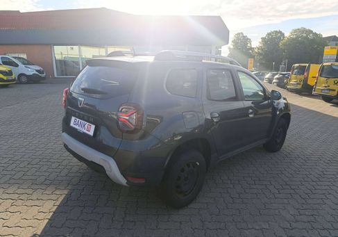 Dacia Duster, 2022 3