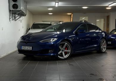 Tesla Model S, 2018