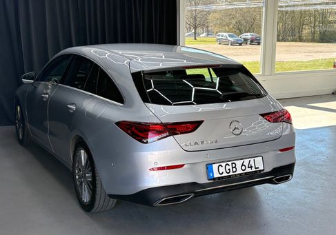 Mercedes-Benz CLA 200 Shooting Brake, 2021