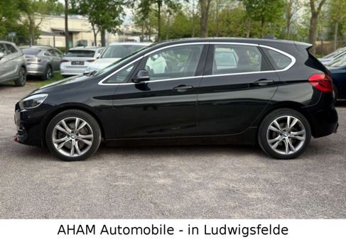BMW 225, 2018