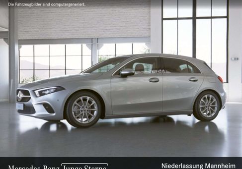 Mercedes-Benz A 200, 2021