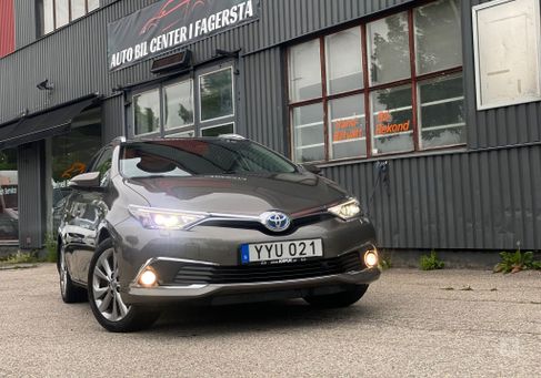 Toyota Auris Touring Sports, 2017