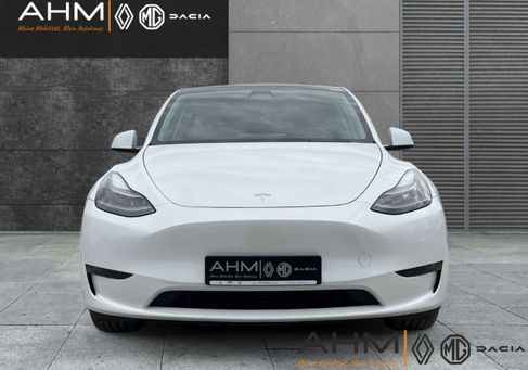 Tesla Model Y, 2023 3