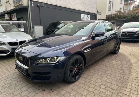 Jaguar XE, 2017