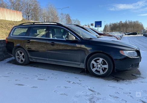 Volvo V70, 2012