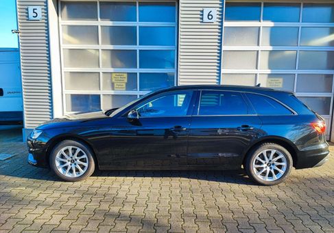 Audi A4, 2022