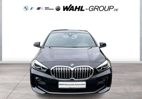 BMW 118, 2023
