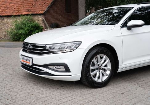 Volkswagen Passat Variant, 2022 3