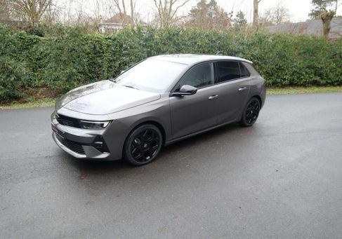 Opel Astra, 2025