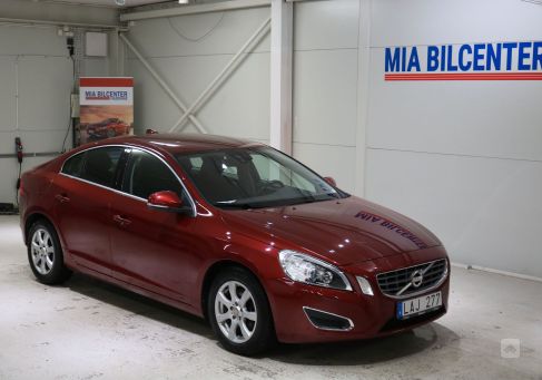 Volvo S60, 2011