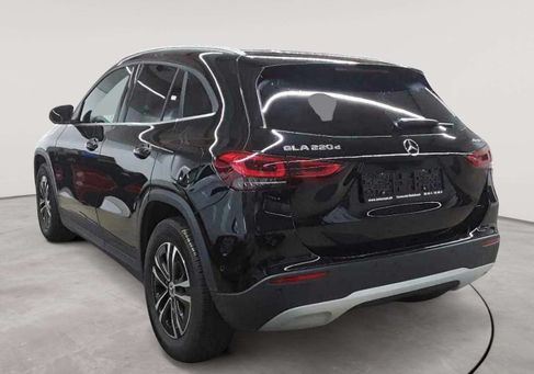 Mercedes-Benz GLA 220, 2023