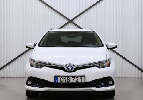 Toyota Auris Touring Sports, 2016