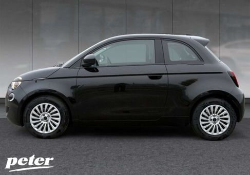 Fiat 500, 2023 3
